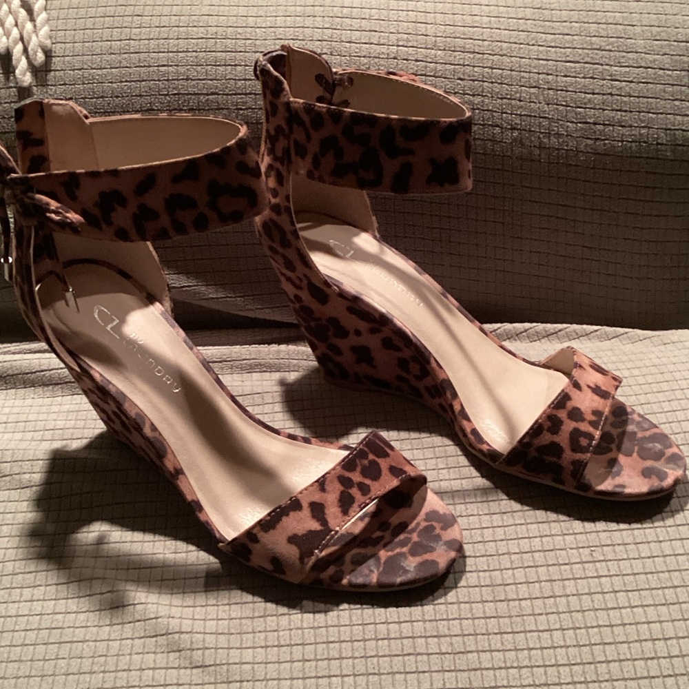 Chinese Laundry Leopard Print Wedges